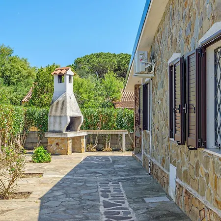 Confortevole Caposchiera 圣特奥多罗